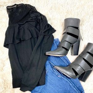 Netted ruffle long sleeve top